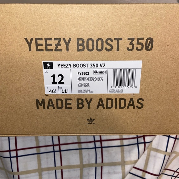 Yeezy Boost 350 V2